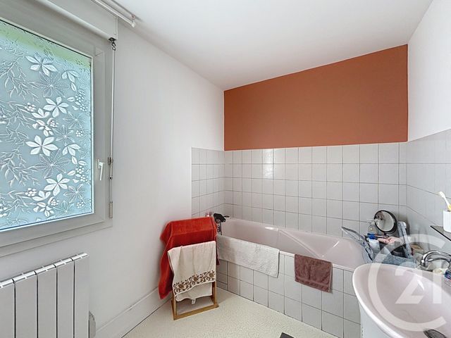 Appartement F3 à louer - 3 pièces - 71.8 m2 - REMIREMONT - 88 - LORRAINE - Century 21 Monts Et Vallées