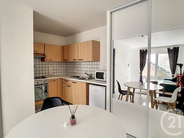 Appartement Studio à louer - 1 pièce - 25.44 m2 - REMIREMONT - 88 - LORRAINE - Century 21 Monts Et Vallées