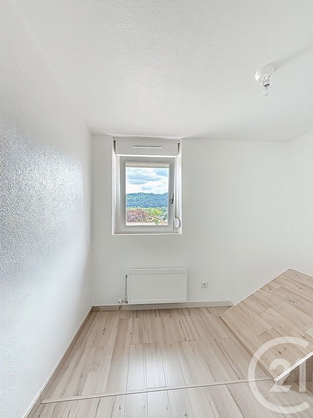 Appartement F2 à louer - 2 pièces - 50.12 m2 - ST AME - 88 - LORRAINE - Century 21 Monts Et Vallées