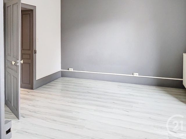 Appartement F3 à louer - 3 pièces - 59.0 m2 - EPINAL - 88 - LORRAINE - Century 21 Monts Et Vallées