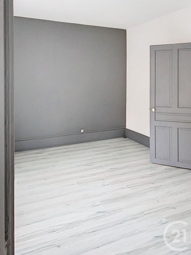 Appartement F3 à louer - 3 pièces - 59.0 m2 - EPINAL - 88 - LORRAINE - Century 21 Monts Et Vallées