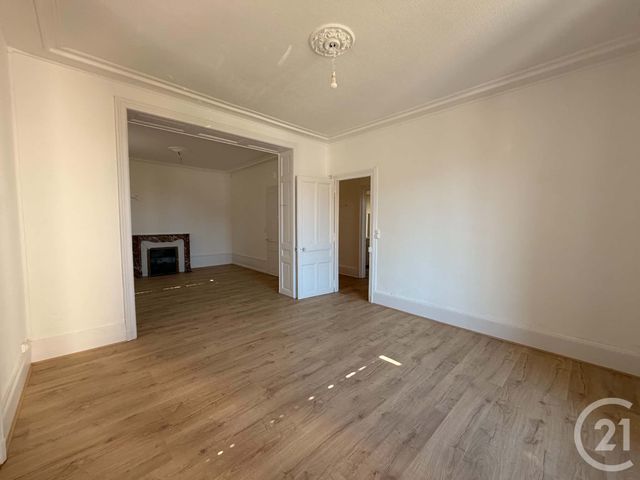 Appartement F3 à louer - 3 pièces - 91.52 m2 - REMIREMONT - 88 - LORRAINE - Century 21 Monts Et Vallées