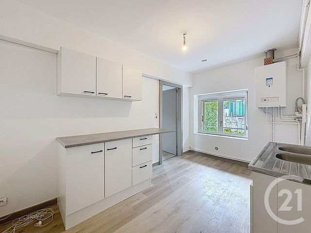 Appartement F3 à louer - 3 pièces - 54.41 m2 - EPINAL - 88 - LORRAINE - Century 21 Monts Et Vallées