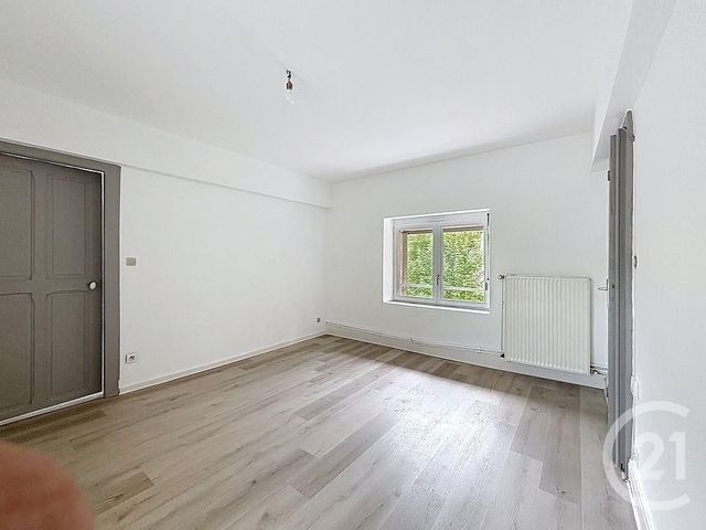 Appartement F3 à louer - 3 pièces - 54.41 m2 - EPINAL - 88 - LORRAINE - Century 21 Monts Et Vallées