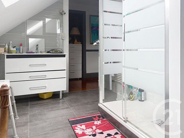 Appartement F5 à vendre - 5 pièces - 112.0 m2 - REMIREMONT - 88 - LORRAINE - Century 21 Monts Et Vallées