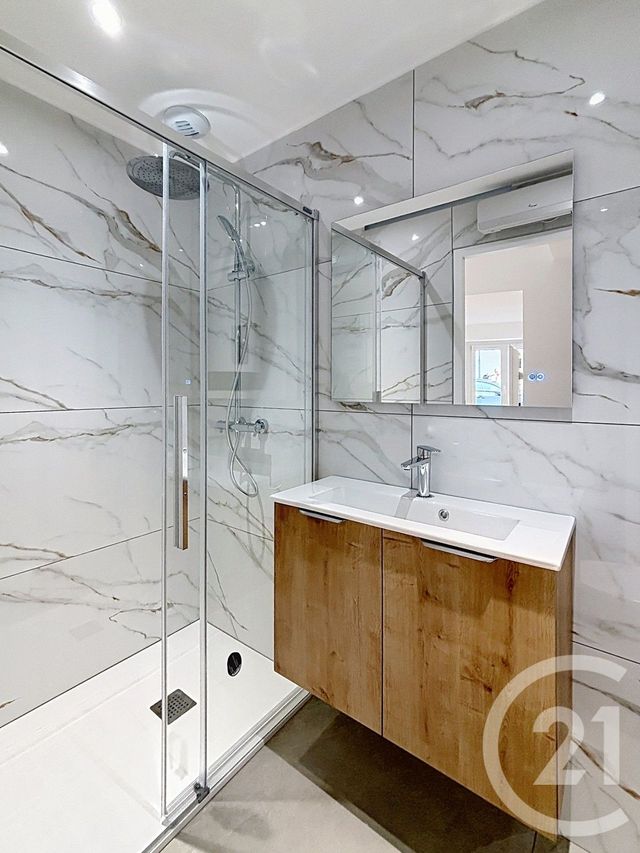 Appartement F2 à louer - 2 pièces - 40.45 m2 - REMIREMONT - 88 - LORRAINE - Century 21 Monts Et Vallées