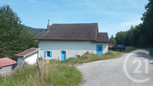 Appartement + F6 à vendre SAULXURES SUR MOSELOTTE