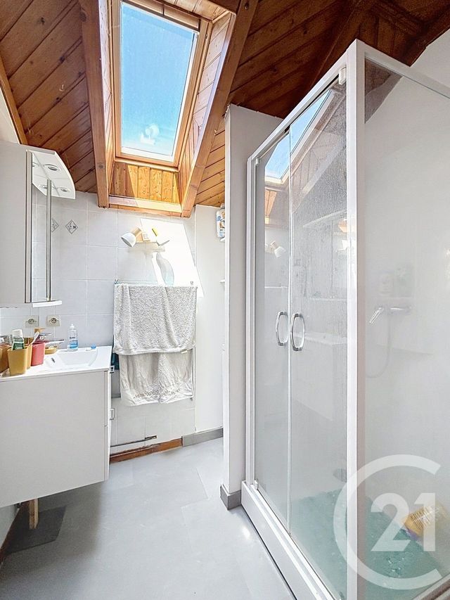 Appartement F3 à louer - 3 pièces - 61.98 m2 - REMIREMONT - 88 - LORRAINE - Century 21 Monts Et Vallées