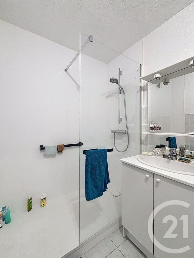 Appartement F3 à louer - 3 pièces - 65.02 m2 - REMIREMONT - 88 - LORRAINE - Century 21 Monts Et Vallées