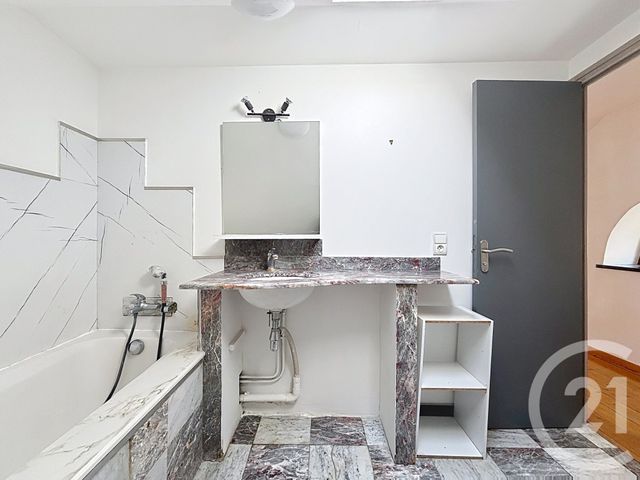 Appartement F2 à louer - 2 pièces - 59.35 m2 - VAGNEY - 88 - LORRAINE - Century 21 Monts Et Vallées