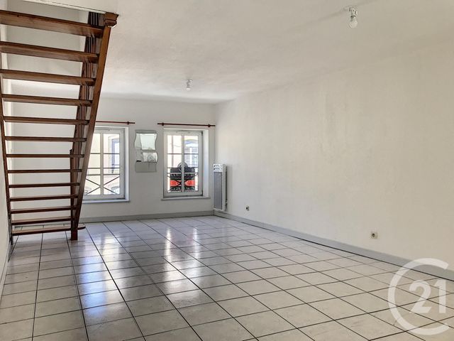 Appartement F3 à louer - 3 pièces - 65.73 m2 - REMIREMONT - 88 - LORRAINE - Century 21 Monts Et Vallées