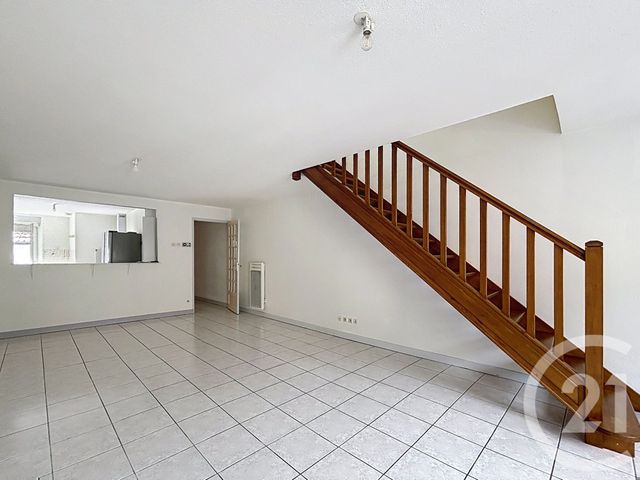 Appartement F3 à louer - 3 pièces - 65.73 m2 - REMIREMONT - 88 - LORRAINE - Century 21 Monts Et Vallées
