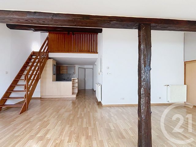 Appartement F3 à louer - 2 pièces - 59.94 m2 - REMIREMONT - 88 - LORRAINE - Century 21 Monts Et Vallées