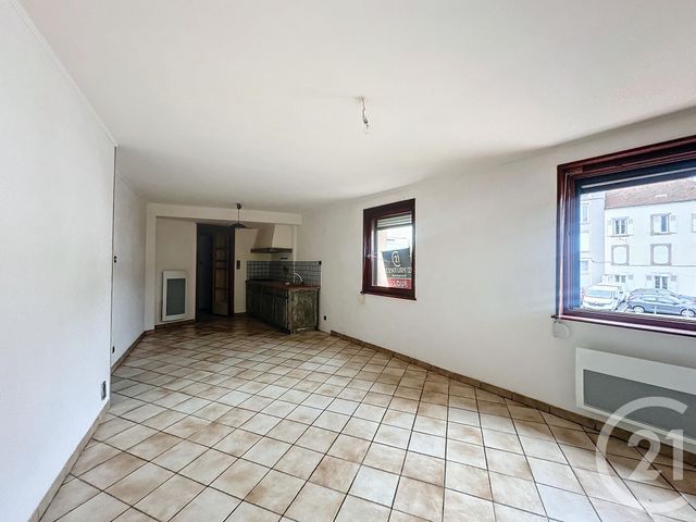 Appartement F2 à louer - 2 pièces - 45.88 m2 - REMIREMONT - 88 - LORRAINE - Century 21 Monts Et Vallées