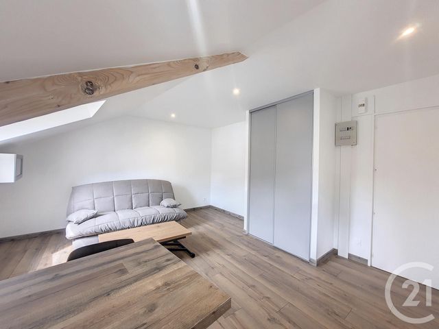 Appartement F1 à louer - 1 pièce - 23.75 m2 - REMIREMONT - 88 - LORRAINE - Century 21 Monts Et Vallées