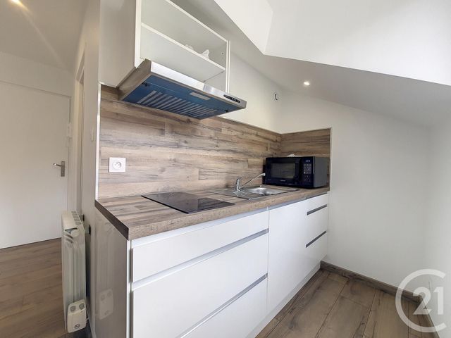 Appartement F1 à louer - 1 pièce - 23.75 m2 - REMIREMONT - 88 - LORRAINE - Century 21 Monts Et Vallées