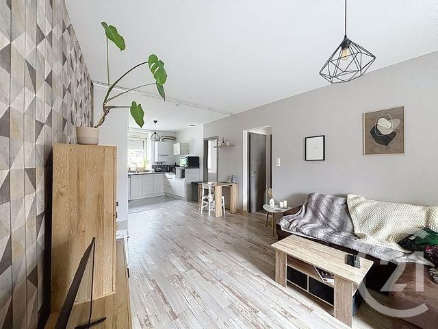 Appartement F3 à louer - 3 pièces - 52.09 m2 - EPINAL - 88 - LORRAINE - Century 21 Monts Et Vallées