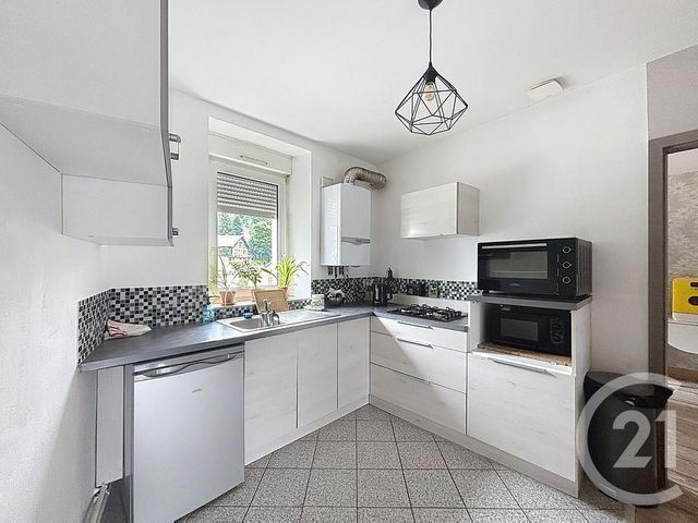 Appartement F3 à louer - 3 pièces - 52.09 m2 - EPINAL - 88 - LORRAINE - Century 21 Monts Et Vallées