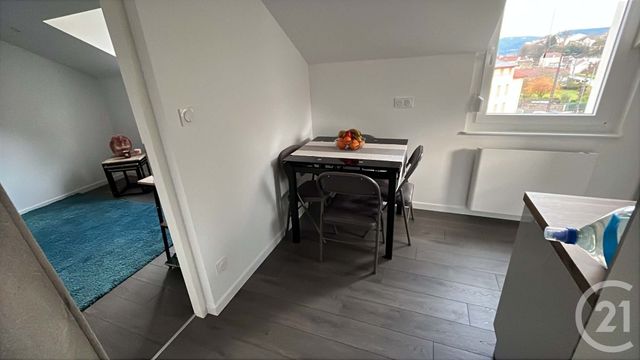 Appartement F1 à louer - 1 pièce - 24.4 m2 - REMIREMONT - 88 - LORRAINE - Century 21 Monts Et Vallées