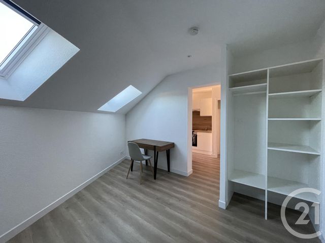 Appartement F1 à louer - 1 pièce - 25.76 m2 - REMIREMONT - 88 - LORRAINE - Century 21 Monts Et Vallées