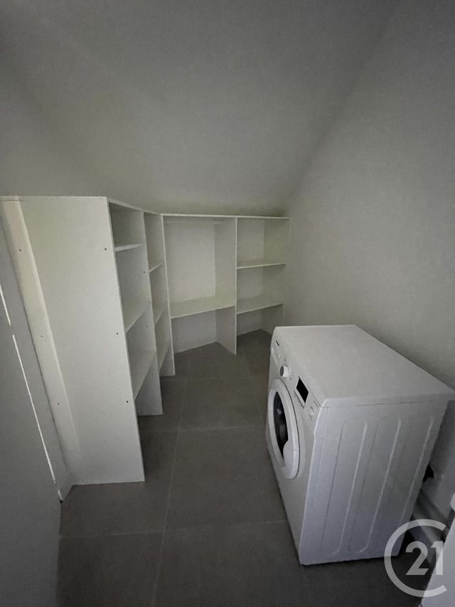 Appartement F1 à louer - 1 pièce - 25.76 m2 - REMIREMONT - 88 - LORRAINE - Century 21 Monts Et Vallées