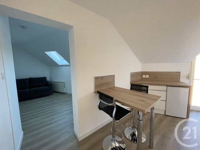 Appartement F1 à louer - 1 pièce - 25.76 m2 - REMIREMONT - 88 - LORRAINE - Century 21 Monts Et Vallées