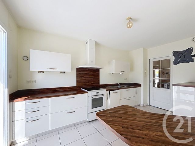 Appartement F3 à louer - 3 pièces - 81.81 m2 - REMIREMONT - 88 - LORRAINE - Century 21 Monts Et Vallées