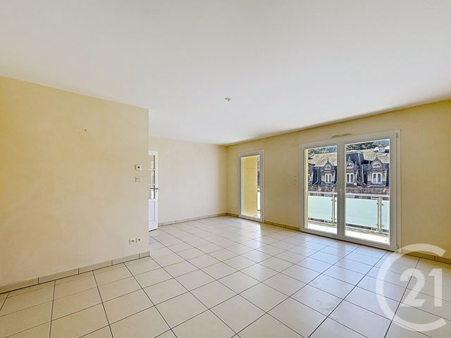 Appartement F3 à louer - 3 pièces - 81.81 m2 - REMIREMONT - 88 - LORRAINE - Century 21 Monts Et Vallées