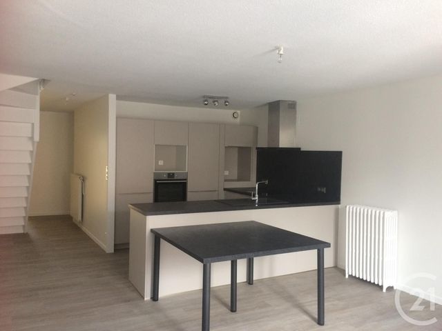 Appartement F4 à louer - 4 pièces - 70.31 m2 - REMIREMONT - 88 - LORRAINE - Century 21 Monts Et Vallées