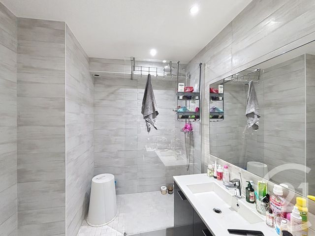 Appartement F4 à louer - 4 pièces - 70.31 m2 - REMIREMONT - 88 - LORRAINE - Century 21 Monts Et Vallées