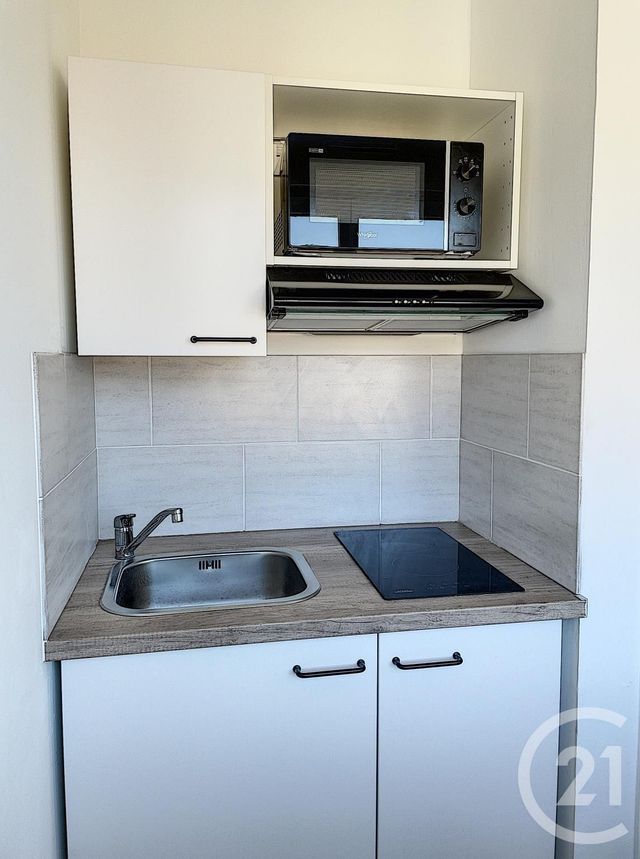 Appartement F1 à louer - 1 pièce - 22.0 m2 - REMIREMONT - 88 - LORRAINE - Century 21 Monts Et Vallées