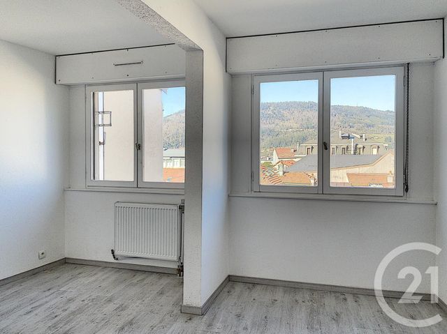Appartement F1 à louer - 1 pièce - 22.0 m2 - REMIREMONT - 88 - LORRAINE - Century 21 Monts Et Vallées