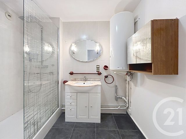 Appartement F2 à louer - 2 pièces - 56.98 m2 - REMIREMONT - 88 - LORRAINE - Century 21 Monts Et Vallées