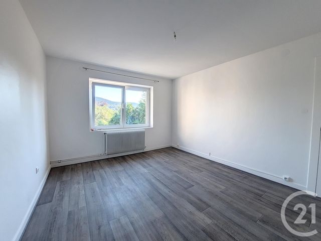 Appartement F2 à louer - 2 pièces - 59.87 m2 - ST ETIENNE LES REMIREMONT - 88 - LORRAINE - Century 21 Monts Et Vallées