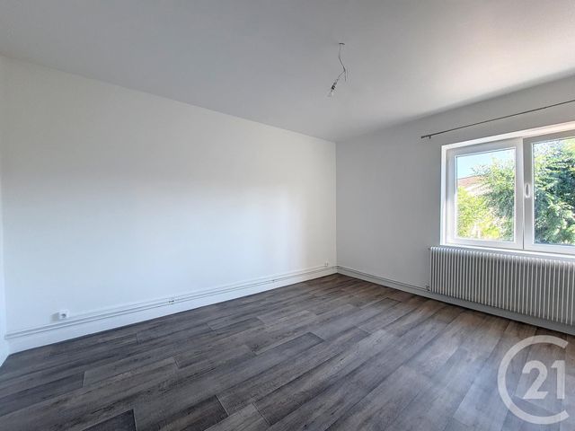 Appartement F2 à louer - 2 pièces - 59.87 m2 - ST ETIENNE LES REMIREMONT - 88 - LORRAINE - Century 21 Monts Et Vallées