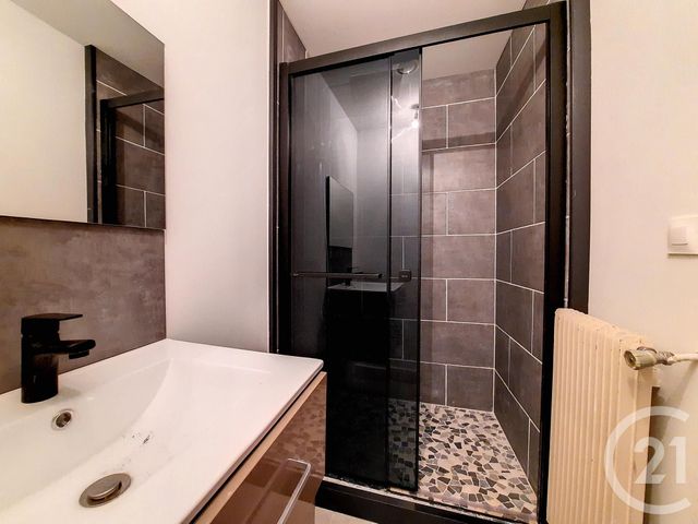 Appartement F2 à louer - 2 pièces - 59.87 m2 - ST ETIENNE LES REMIREMONT - 88 - LORRAINE - Century 21 Monts Et Vallées