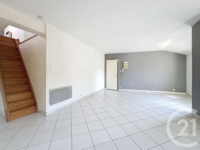 Appartement F3 à louer - 3 pièces - 61.23 m2 - REMIREMONT - 88 - LORRAINE - Century 21 Monts Et Vallées