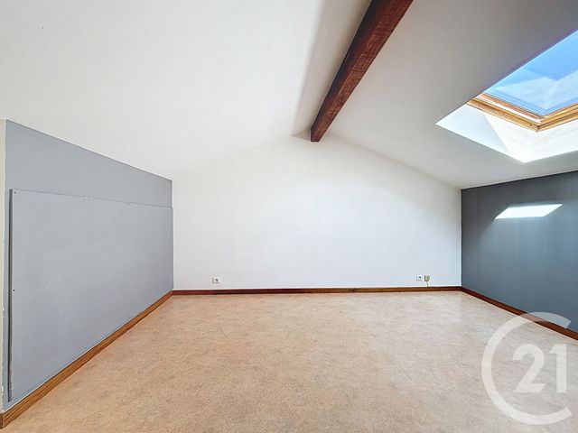 Appartement F3 à louer - 3 pièces - 61.23 m2 - REMIREMONT - 88 - LORRAINE - Century 21 Monts Et Vallées