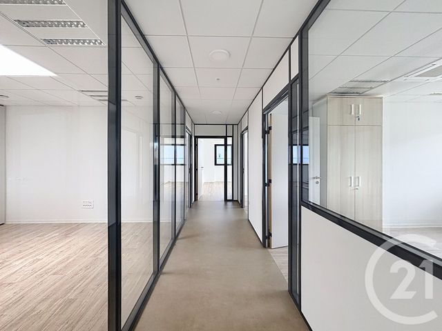 entreprise à louer - 556.64 m2 - ST AME - 88 - LORRAINE - Century 21 Monts Et Vallées