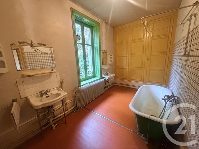Appartement F4 à vendre - 11 pièces - 226.51 m2 - ELOYES - 88 - LORRAINE - Century 21 Monts Et Vallées