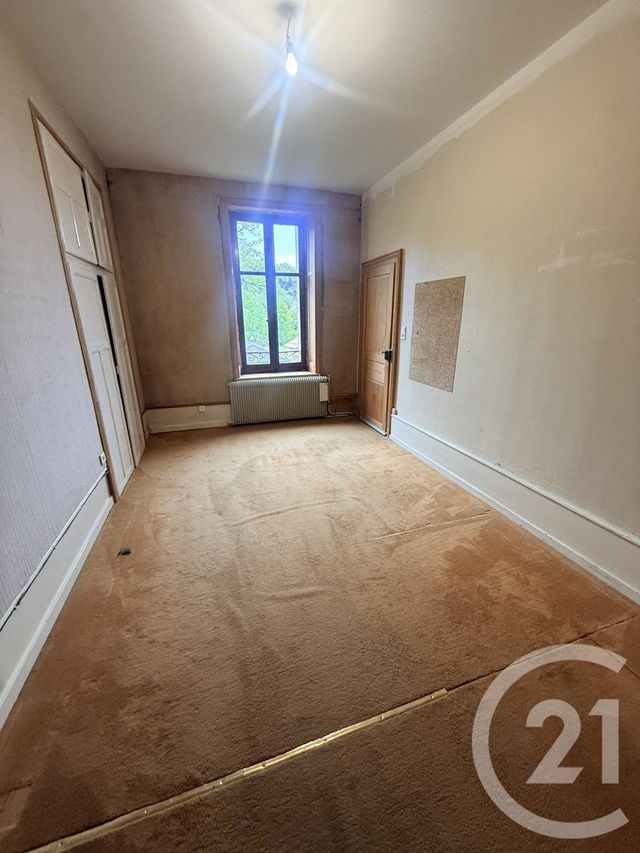Appartement F4 à vendre - 11 pièces - 226.51 m2 - ELOYES - 88 - LORRAINE - Century 21 Monts Et Vallées