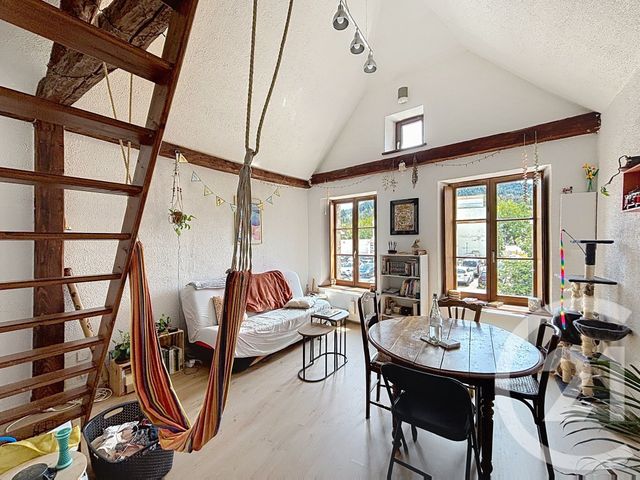 Appartement F2 à louer - 2 pièces - 34.18 m2 - REMIREMONT - 88 - LORRAINE - Century 21 Monts Et Vallées