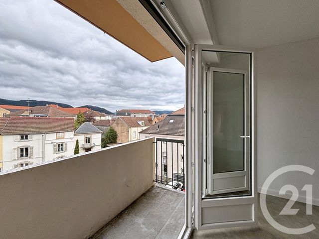 Appartement F3 à louer - 3 pièces - 77.12 m2 - REMIREMONT - 88 - LORRAINE - Century 21 Monts Et Vallées