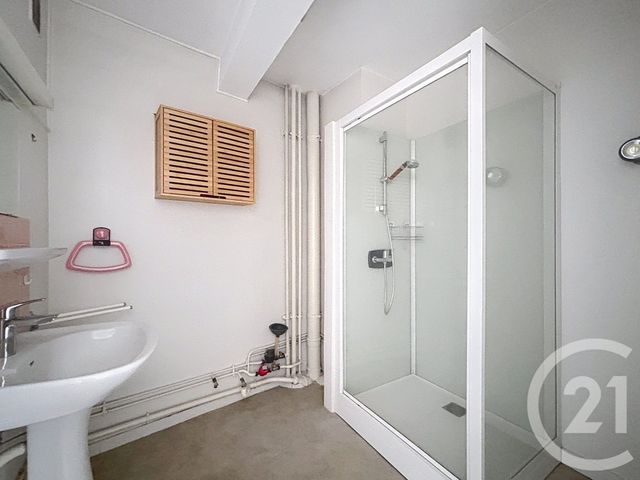 Appartement F3 à louer - 3 pièces - 77.12 m2 - REMIREMONT - 88 - LORRAINE - Century 21 Monts Et Vallées