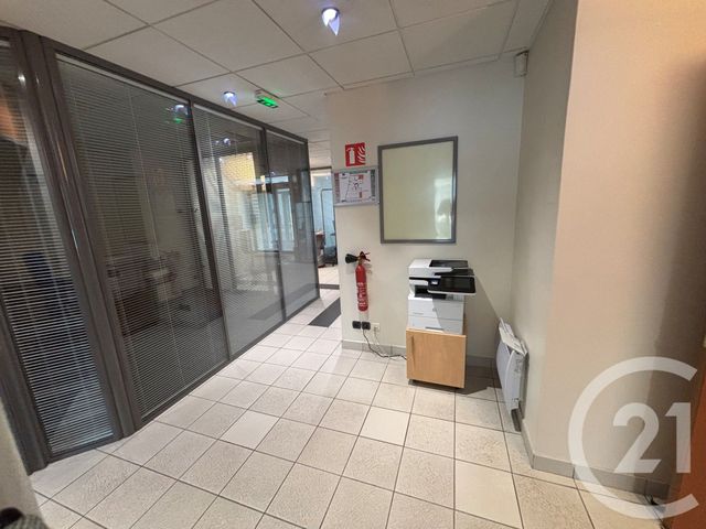 commerce à louer - 145.0 m2 - VAGNEY - 88 - LORRAINE - Century 21 Monts Et Vallées
