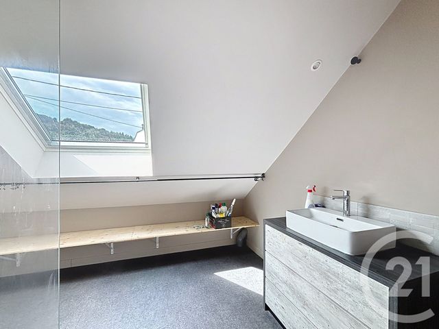 Appartement F3 à louer - 3 pièces - 74.21 m2 - REMIREMONT - 88 - LORRAINE - Century 21 Monts Et Vallées