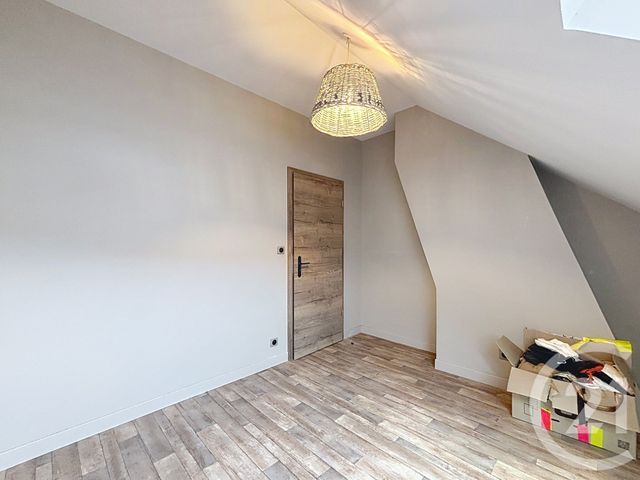 Appartement F3 à louer - 3 pièces - 74.21 m2 - REMIREMONT - 88 - LORRAINE - Century 21 Monts Et Vallées