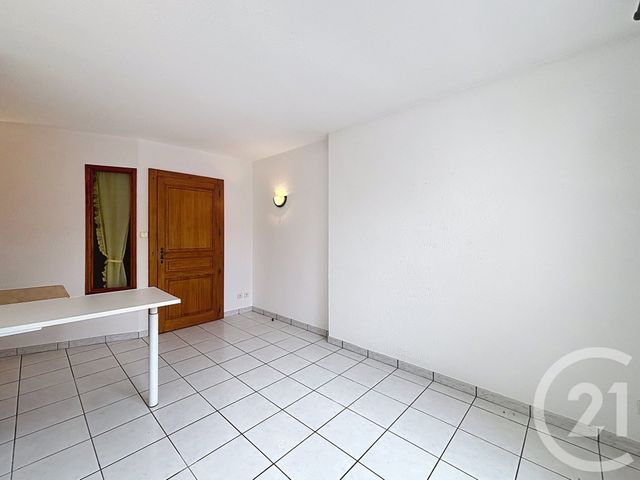 Appartement F1 bis à louer - 2 pièces - 27.64 m2 - REMIREMONT - 88 - LORRAINE - Century 21 Monts Et Vallées