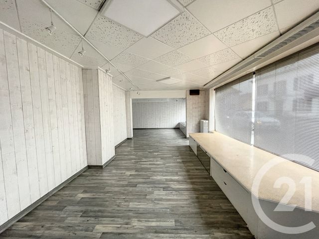commerce à louer - 73.98 m2 - LE THILLOT - 88 - LORRAINE - Century 21 Monts Et Vallées