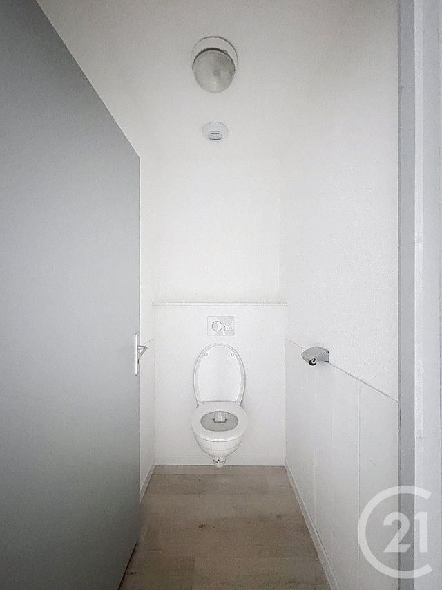 Appartement F3 à louer - 3 pièces - 87.58 m2 - EPINAL - 88 - LORRAINE - Century 21 Monts Et Vallées